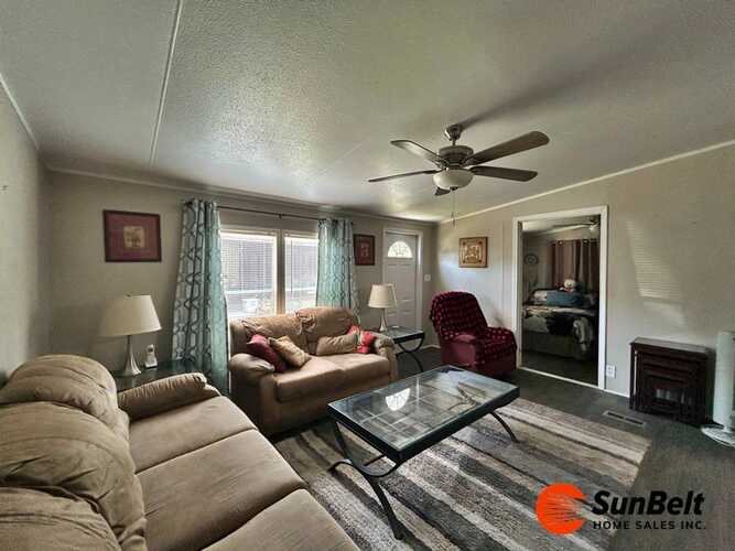 Listing Photo 9