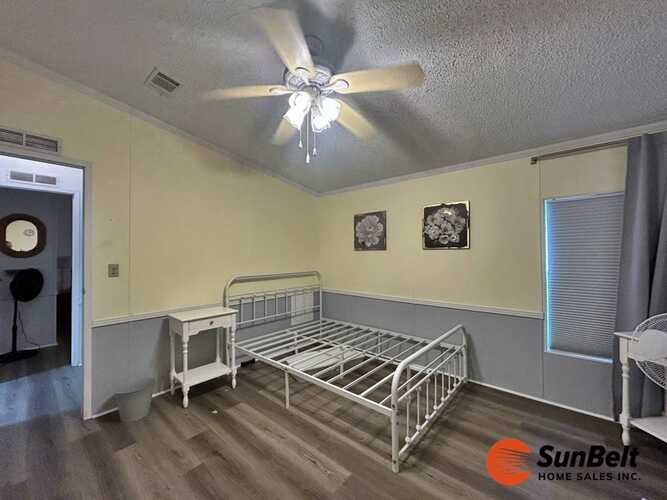 Listing Photo 23
