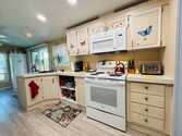 Listing Photo 12