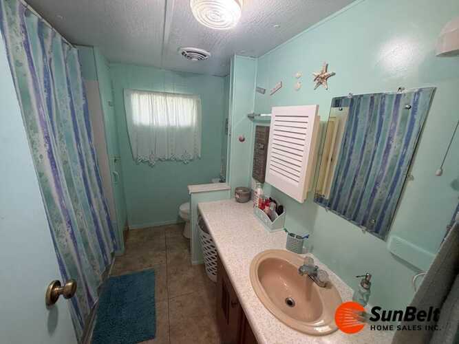Listing Photo 8