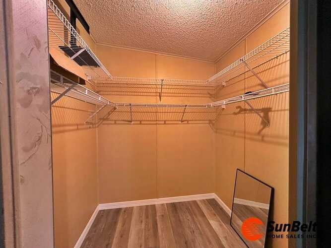 Listing Photo 34