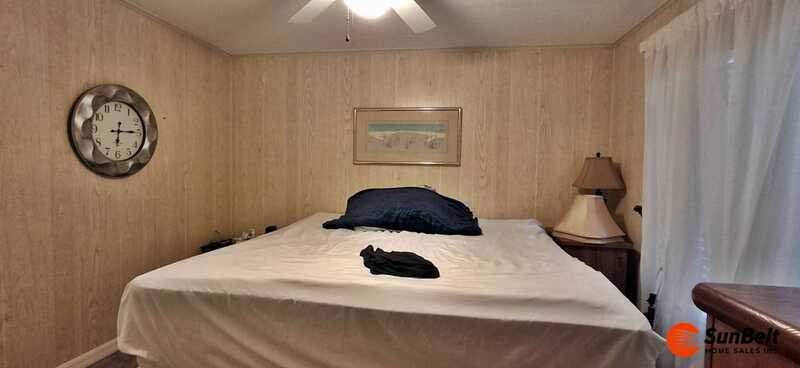Listing Photo 12