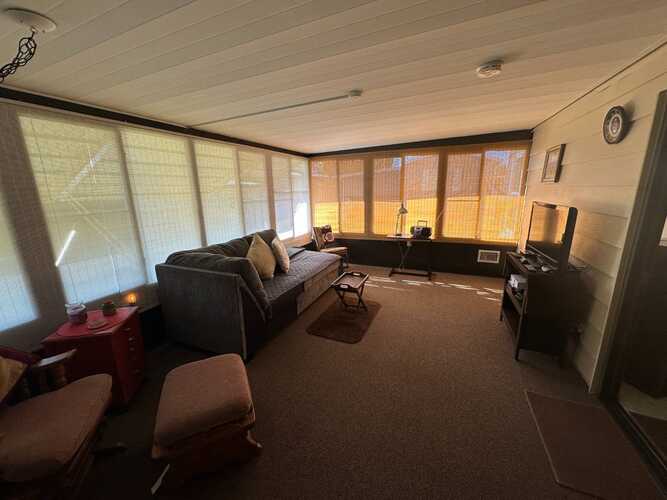Listing Photo 6