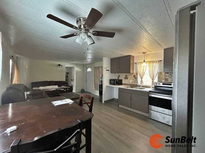 Listing Photo 10