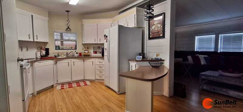 Listing Photo 8