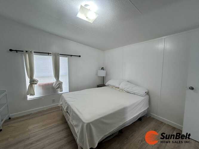 Listing Photo 15
