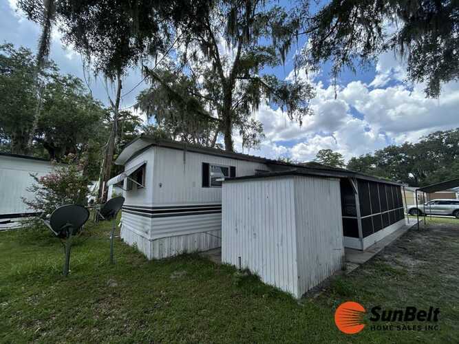 Listing Photo 11