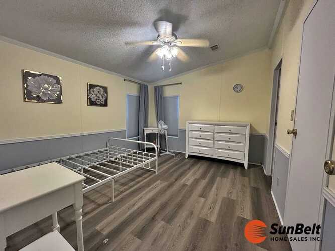 Listing Photo 22