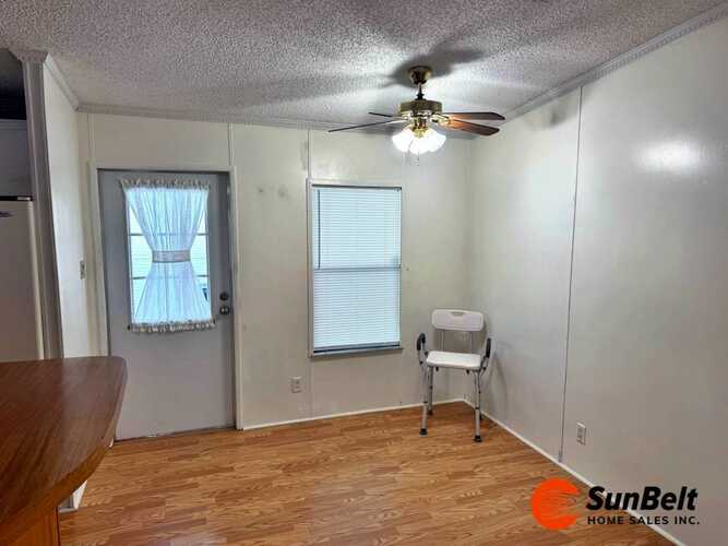 Listing Photo 7