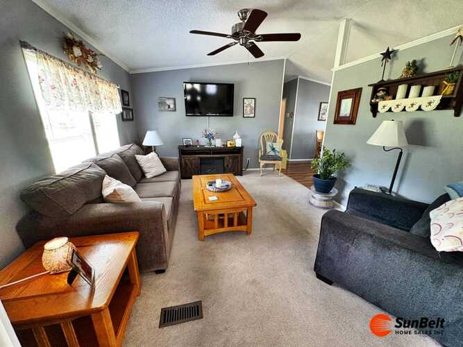 Listing Photo 17