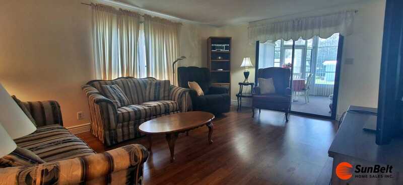 Listing Photo 11