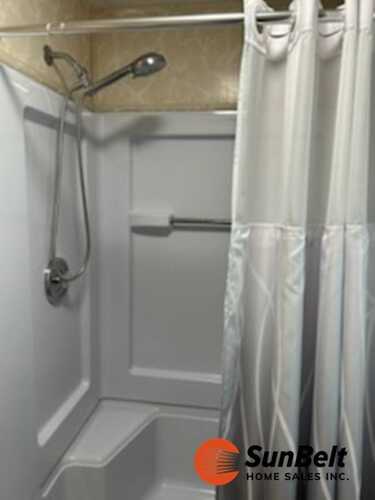 Listing Photo 16