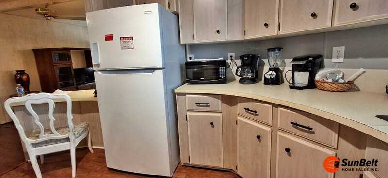Listing Photo 10